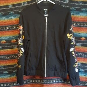 Amazing black embroidered jacket size medium